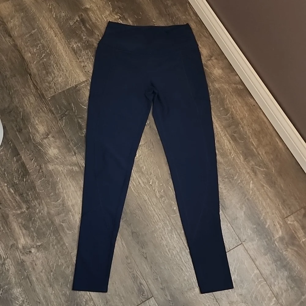 Victoria's Secret Total Knockout leggings - Picture 2 of 7